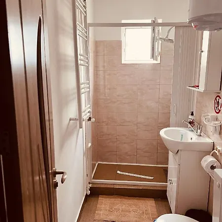 Mira Apartment *